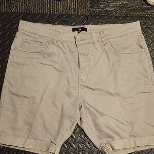 Tag Light Gray Jean Shorts for Men Size 38